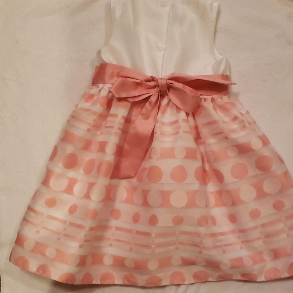 Dress - Picture 3 of 4